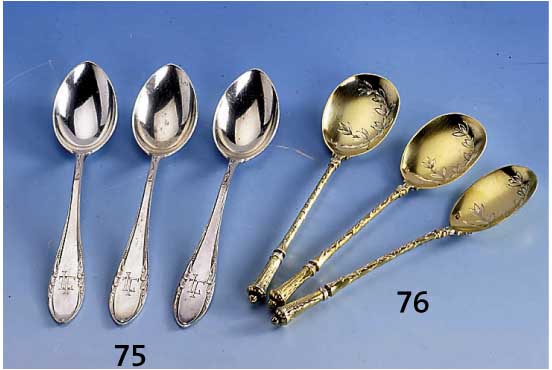 6 EislÖffel, Puiforcat Paris, um 1895/1900, 950er Silber vergoldet, feiner Guß, nachge- stochen, Kuhle graviert, Puiforcat ist eine der ...