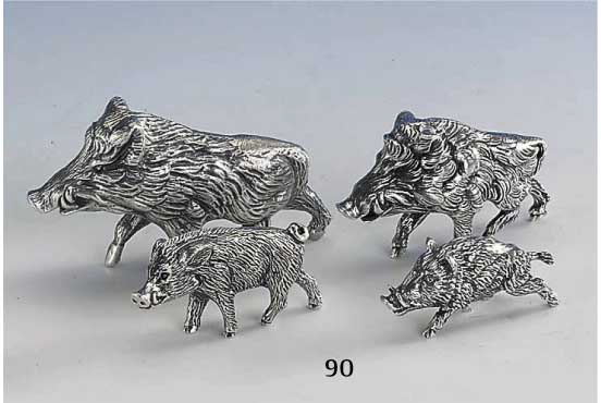Gruppe 4 Wildschweine, 925er Silber, massive Ausf., lebendige, naturalist.-ideal. Darstellung einer Gruppe, L. bis ca. 8 cm, total ca. 345 g
