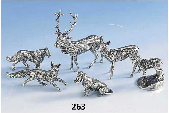 Gruppe 6 Tiere: Jagdmotive, 925er Silber massiv, best. aus Hirsch, Reh, Fuchs, Gemse, Wolf und Dackel, naturalist.-idealist. Darst., total ca. 209 ...