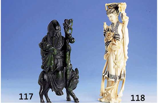 Lohan, Burmajade, dunkelgrÜn, 30er Jahre, Darst. Laotse auf Reittier mit Pfirsich-Stab, GlÜcksbringer, H ca. 21.5 cm, vollplast., ca. 980 g