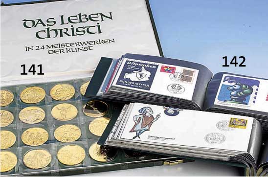 24 MEDAILLEN A 50 GR. SILBER (9999), THEMA: DAS LEBEN CHRISTI, MIT MOTIVEN VON 24 MEISTERWERKEN DER KUNSTGESCHICHTE, INGES. 1200 GR. FEINSILBER, ...
