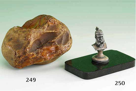 Briefbeschwerer, BÜste Wilhelm I, deutscher Kaiser, Metall versilbert, Platte aus sÄchsischem Serpentin, um 1875