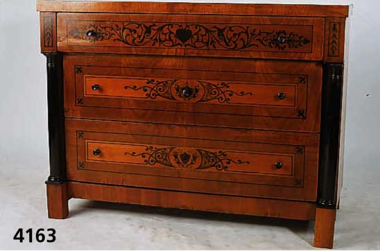 Biedermeierkommode, SÜdwestdeutschland, um 1830, drei Schubladen, ebonisierend bemalt, Hochzeitskommode, obere Schubladen mit Herz und zwei ...