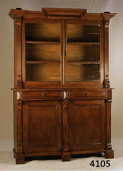 AUFSATZSCHRANK, NORDDEUTSCH, 1870/80, KORPUS WEICHHOLZ, FRONT UND TRAGETEILE EICHE MASSIV, LISENEN GERIEFT, AUFGESETZTE ABSTRAKTE POLYGONE TEILE, ...