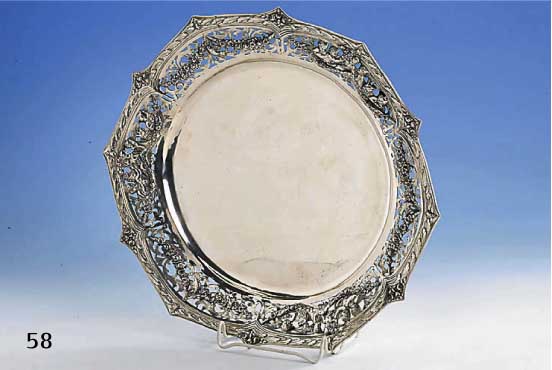 Anbietteller, F.C. Henzler Hanau um 1910, 800er Silber, Rand mit reicher SÄgearbeit, graviert, Girlanden, sehr prunkvoll, schwere AusfÜhrung, ...