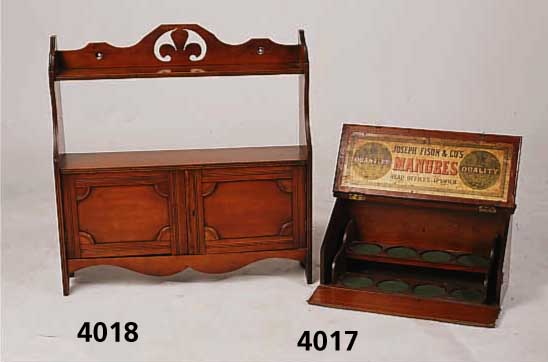 HÄngeboard, England, um 1900, Mahagoni massiv, ca. 68x58x15 cm
