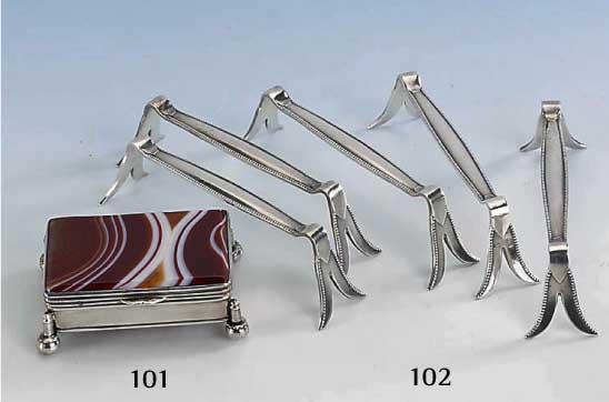 12 MesserbÄnkchen WMF um 1910, Metall, Legierung NS, zeitlose Form, Perl- leistenverzierung, L ca. 11 cm