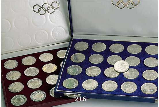 GedenkmÜnzen 24 x 10 Mark, 24 x Olympia 1972, vzgl. u. Stgl., 24 x Olympia 1972, PP, in 2 Etuis