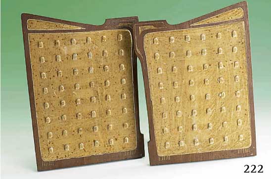 Paar RingstÄnder aus der Jahrhundertwende, deutsch um 1900, reiner Jugendstil, Holz ge.- schnitzt und teilvergoldet, Samteinlage, H ca. 31.5 cm, ...