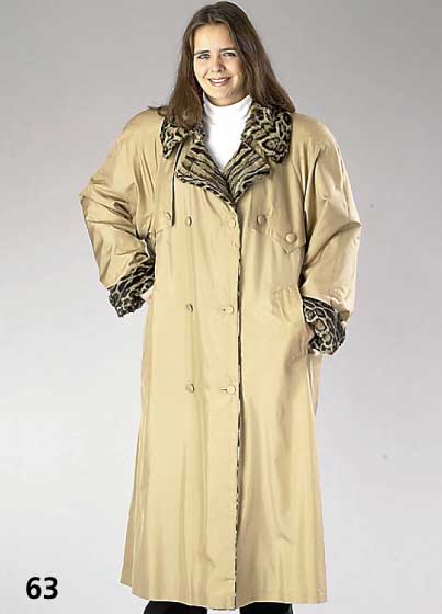Beigefarbener Seidenmantel mit Pelzinnen- futter, Gr. ca. 40/42, Raglan-Ärmel, Vorderkoller, aktueller Schnitt, Weite ca. 190 cm, L ca. 132 cm, ...