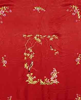 China Seidendecke, China, ca. 40 Jahre, reine Naturseide, ca. 190 x 155 cm, Ehz 2
