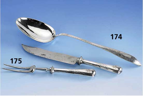 2-teil. Tranchierbesteck, WMF um 1904-14, Alpacca versilbert, Gebrauchsteile Stahl, Besitzermonogramm, Messerl. ca. 31 cm, Orig.- Etui, ...