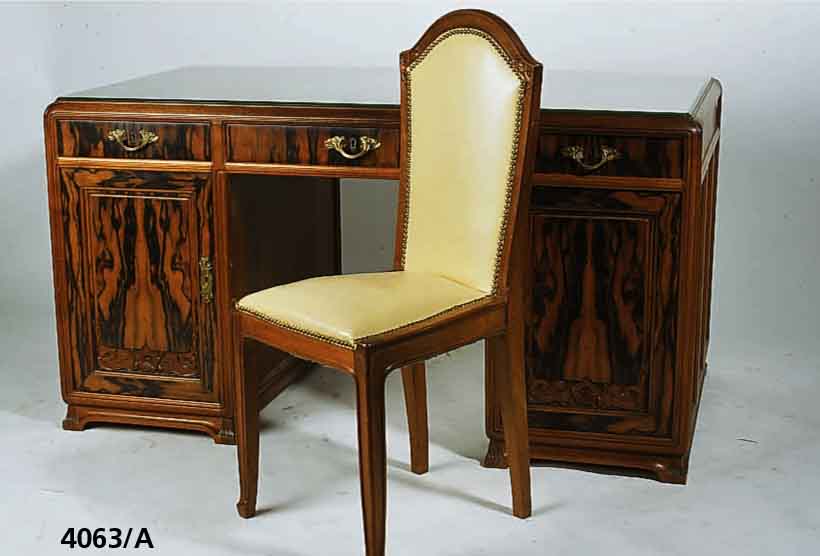 BÜcherzimmer, Frankreich, Nancy, um 1905, reiner Jugendstil, Korpus Eiche massiv, abgelagertes Holz von bester QualitÄt, Leisten Nußbaum ...