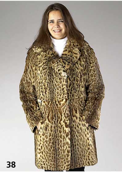 Wildkatzenjacke, Gr. 40/42, geflecktes Fell, braunes Innenfutter, 2 seitl. Ein- schubtaschen, LedergÜrtel, RÜckenl. ca. 89 cm, mit ...