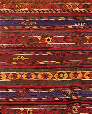 Armanischer Kelim, Rußland, ca. 20 Jahre. Ca. 298 x 194 cm. EHZ 2.