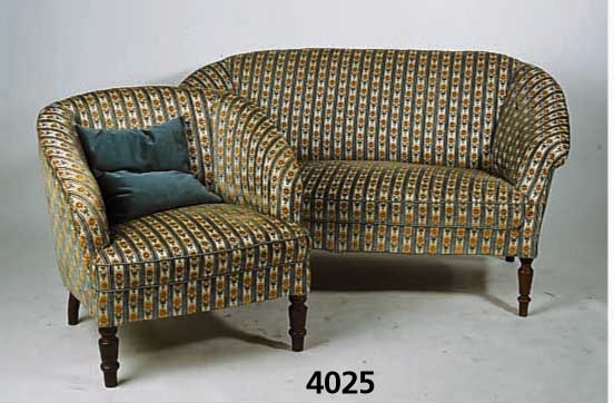 Sitzgruppe, deutsch, um 1890, GrÜnderzeit, bestehend aus kleinem Sofa und 2 Sesseln, FÜße Buche, schÖner gestreifter Mohairbezug, FÜße ...