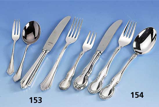48-teiliges Besteck, BSF, 800er Silber, best. aus: 12 Messer (Griffe gefÜllt, Klingen Stahl), 12 Gabeln, 12 Dessert- lÖffel,. 6 KafffeelÖffel, ...