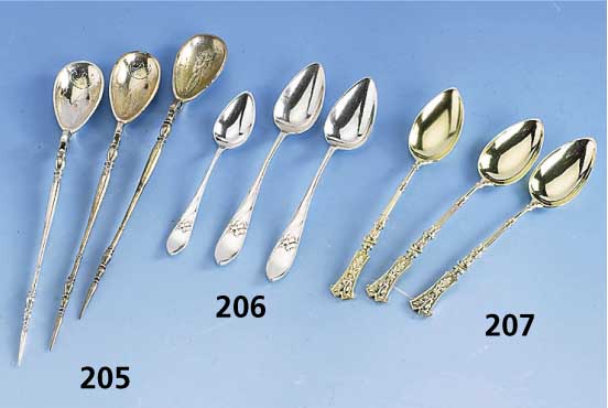 6 TeelÖffel und 10 MoccalÖffel, Belgien um 1900, 800er Silber, reiner Jugendstil, Meistermarke VK, dekorativ, stilrein