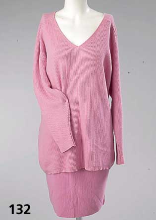 ESCADA-Zweiteiler, Gr. 40, Wolle/Cashmere/Seide, rosefarb., Rock L. ca. 54, figurgÜnstiger Langarmpullover L. ca. 71 cm