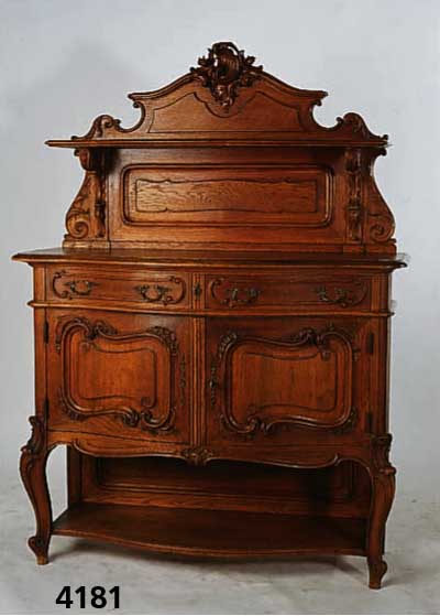 AufsatzmÖbel, Frankreich, 1895/1905, Eiche massiv, Rokokostil geschwungen, Schnitzereien z.T. aus dem Vollholz bzw. aufgesetzt, leicht ...