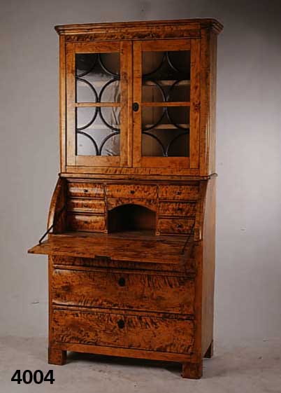 AufsatzvitrinensekretÄr, mitteldeutsch, 1835/ 40, Korpus Linde und Weichholz, Birkenwurzel furnier, z.T. gespiegelt, original Verglasung, original ...