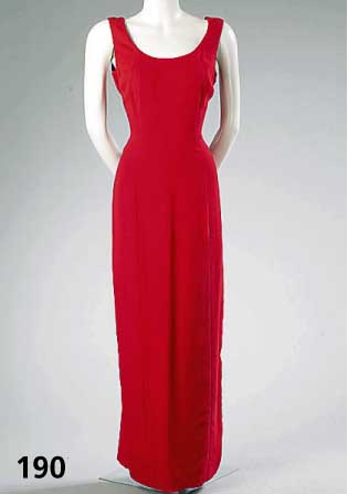 Rotes Ärmelloses Seidenabendkleid, Gr. 38/40, tiefer RÜckenausschnitt, raffinierte TrÄger- haltung, Exclusivanfertigung von ZEEPHA Couture in ...