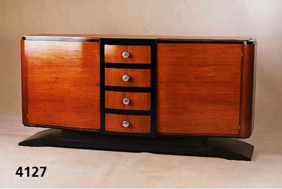 Sideboard, Frankreich, um 1920, Artdeco, Riopalisander, zum Teil schwarz abgesetzt, 4 Schubladen, 2 abschließbare TÜren, 2 Einlege bÖden, ...