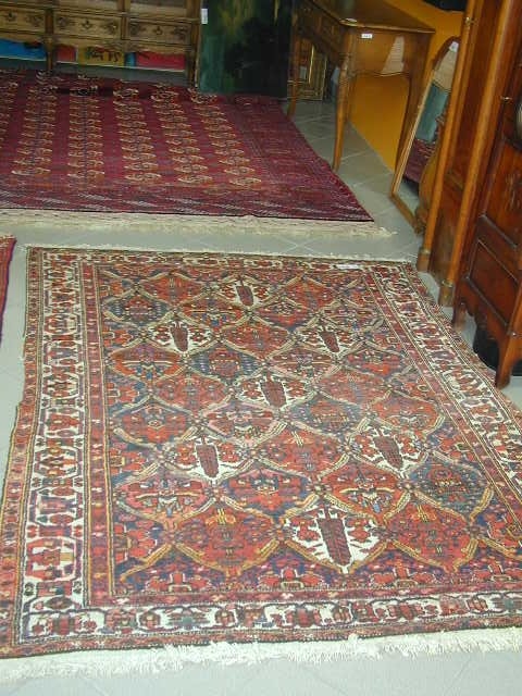 Bachtia Persien, um 1950, Wolle auf Baumwol le, ca. 199x147 cm, EHZ 4, Schirazi beidseitig ca. 30 cm