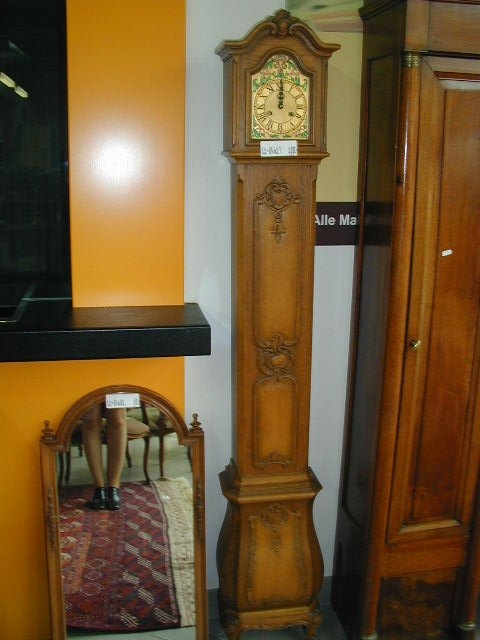 Standuhr, deutsch, Eiche massiv, Schnitzerei en aus dem Vollholz, Fa. SchrÖder