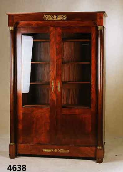BÜcherschrank, um 1870/1900, Mahagonifurnier , freistehende SÄulen, 2-tÜrig