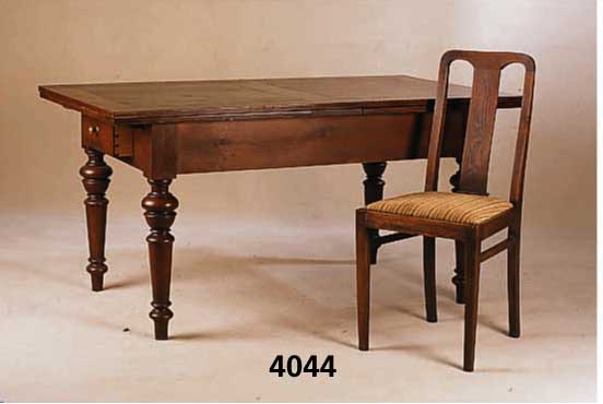 Tisch mit 6 StÜhlen, deutsch, Tisch um 1890, Eiche massiv, ausziehbar, gedrechselte Beine, mit einer Schublade, StÜhle, um 1905/10 , Jugendstil, ...
