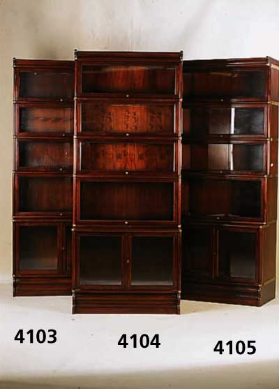 Vielzweck-BÜcherschrank, Ostasien, nach englischem bzw. berlinischem Stil von 1900/10, Rotholz, verglast, Fenster aufklappbar, MessingbeschlÄge, ...