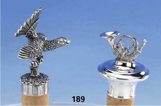 2 Zierkorken, 925er Silber, vollplast. aufgesetzte Wildtiere: 1x gr. Auerhahn, mas- sive, schwere Ausf., 1x Jagdhorn mit Geweih, H ohne Kork bis ...