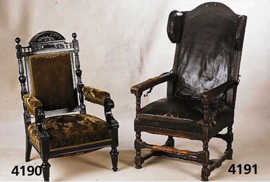 Sessel, norddeutsch, 1730/40, Nußbaum massiv , RÜckenlehne verstellbar um 1860, alter Leder bezug, unrestauriert, ca. 133x65x71 cm