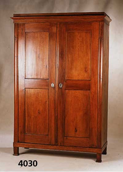 Schrank, deutsch, um 1850, Eiche massiv, zweitÜrig, zerlegbar, in allen Teilen original , leichte Alters- und Gebrauchsspuren, ca. 193 x133x56 cm, ...