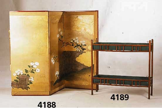 Blumenbank, Frankreich, um 1910/20, Eiche, zwei grÜn gelackte verzinkte MetalleinsÄtze, altersbedingte Gebrauchsspuren, ca. 92x94x28 cm