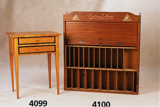 HÄngerollschrank, deutsch, um 1930, Weich- holz, praktische Einteilung, ursprÜnglich fÜr Schuhmacher (AbsÄtze), als Sammlerschrank ver- ...