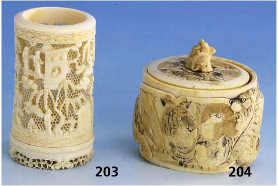 Pinsel-/Zierbecher, China 60er Jahre, Elfenbein reich geschnitzt, Landschaftsmotiv mit GebÄuden, aufwendige Arbeit, H ca. 10 cm