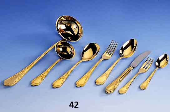 Besteck fÜr 12 Personen, 24 kt hartvergoldet, Solingen, best. aus: 12 MenÜmesser, 12 -LÖffel, 12 -Gabeln, 12 KaffeelÖffel, 12 Ku- chengabeln, ...