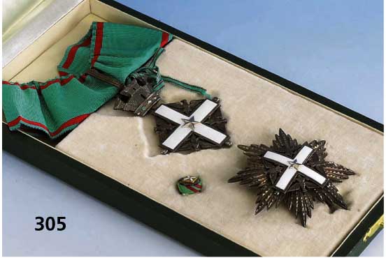 Orden: Italien, nach 1951, Silber, Verdienstorden der Republik, Großkreuz, Bruststern und Großkreuz und Pin, im orig.- Etui