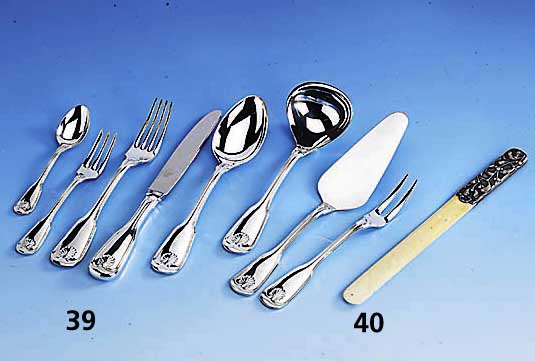 Jugendstil-BriefÖffner, Frankreich um 1900, Silber, geprÜft, Klinge Elfenbein (Gebr.- Sp. bzw. min. besch.), L ca. 23.5 cm, stil- rein, sammelw.