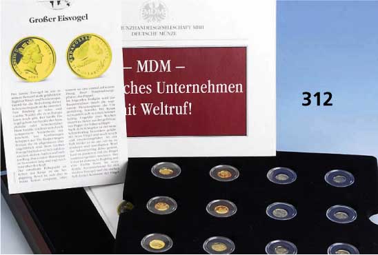 12 GoldmÜnzen "Die Kleinsten GoldmÜnzen der Welt", Britisches Empire, Inseln, 900er Dukatengold, av Elisabeth II 1992, rv jew. ...