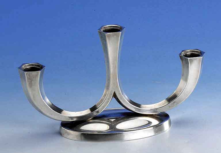 Kerzenleuchter, Wilkens Bremen, 835er Silber, 30er Jahre, 3 Brennstellen, H ca. 15 cm, B ca. 25 cm