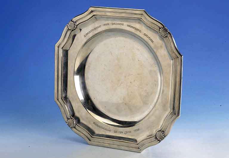 Anbietteller, DÄnemark, dat. 1928, Meistermarke A. Michelsen, Hofjuwelier, tschechische Einfuhrpunze, Fahne mit Bes.- Inschr., 833er Silber, ...