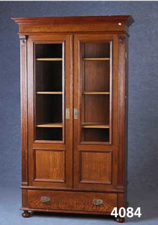BÜcherschrank, deutsch, um 1900/10, Korpus Weichholz, Eiche massiv, Leistenverzierung doppelt getreppt, Lisenen 5-fach gerieft, original ...
