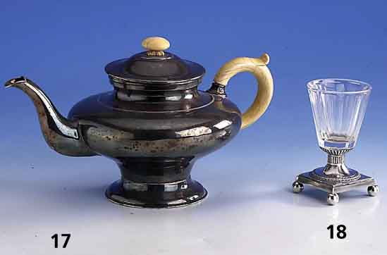 ZahnstocherbehÄlter, Frankreich 1830/40, Silber, Glas mundgeblasen, umlaufender Dekor, KugelfÜße, H ca. 11 cm