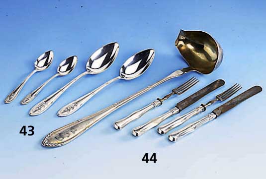 12 SuppenlÖffel, 1 Suppenkelle und 12 KaffeelÖffel, deutsch um 1900, 800er Silber, Meistermarke Gebr. KÖberlin, DÖbeln, Sachsen, Jugendstil ...