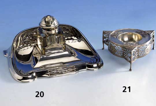 Schreibtischgarnitur, Kayser um 1900, Metall versilbert, Orig.-Glaseinsatz, sammelw., ca. 20 x 15 cm