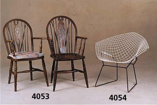 2 Sessel, deutsch, Entwurf 1952, von Harry Bertoia, ursprÜnglich mit Sitzkissen, in der Literatur vielfach abgebildet, sammelwÜrdig, museal, ...
