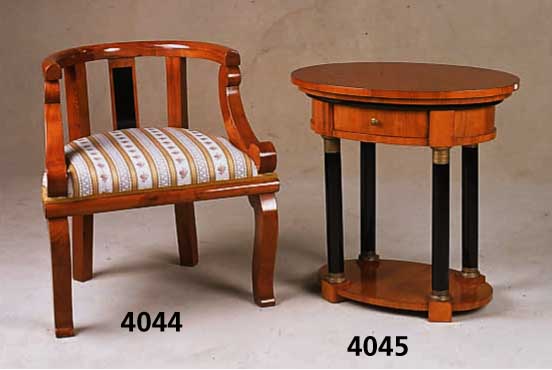 Ablage- bzw. Ziertisch, nach dem Vorbild von 1810/20, Kirschbaum massiv, Kirschbaumfurnier , gespiegelt, von bester QualitÄt, ursprÜng- lich fÜr ...